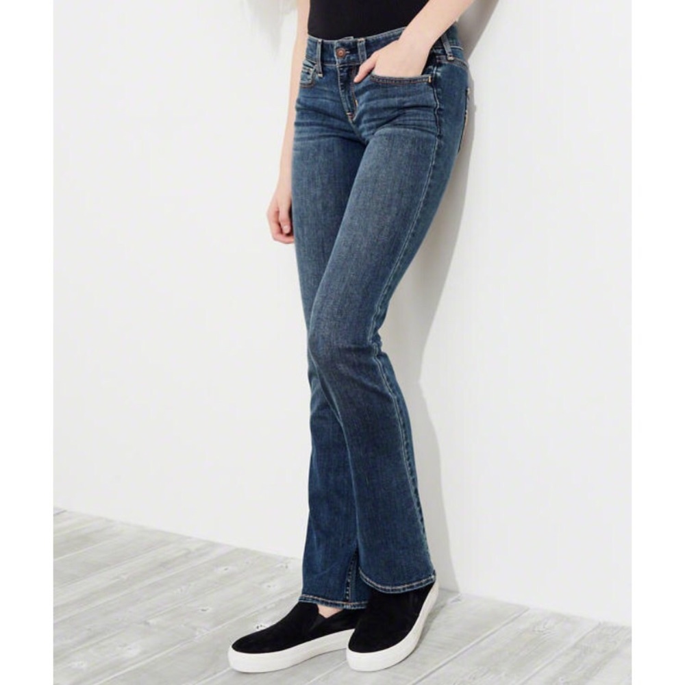 Hollister Stretch Low Rise Bootcut Jean Dark Wash